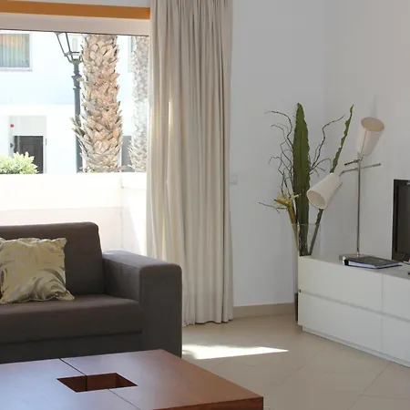 Stunning Townhouse T3 * Obidos